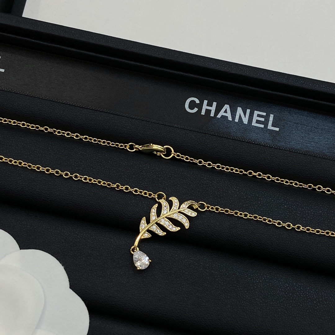 [TOP] CHANEL Necklaces + Earrings - Gold