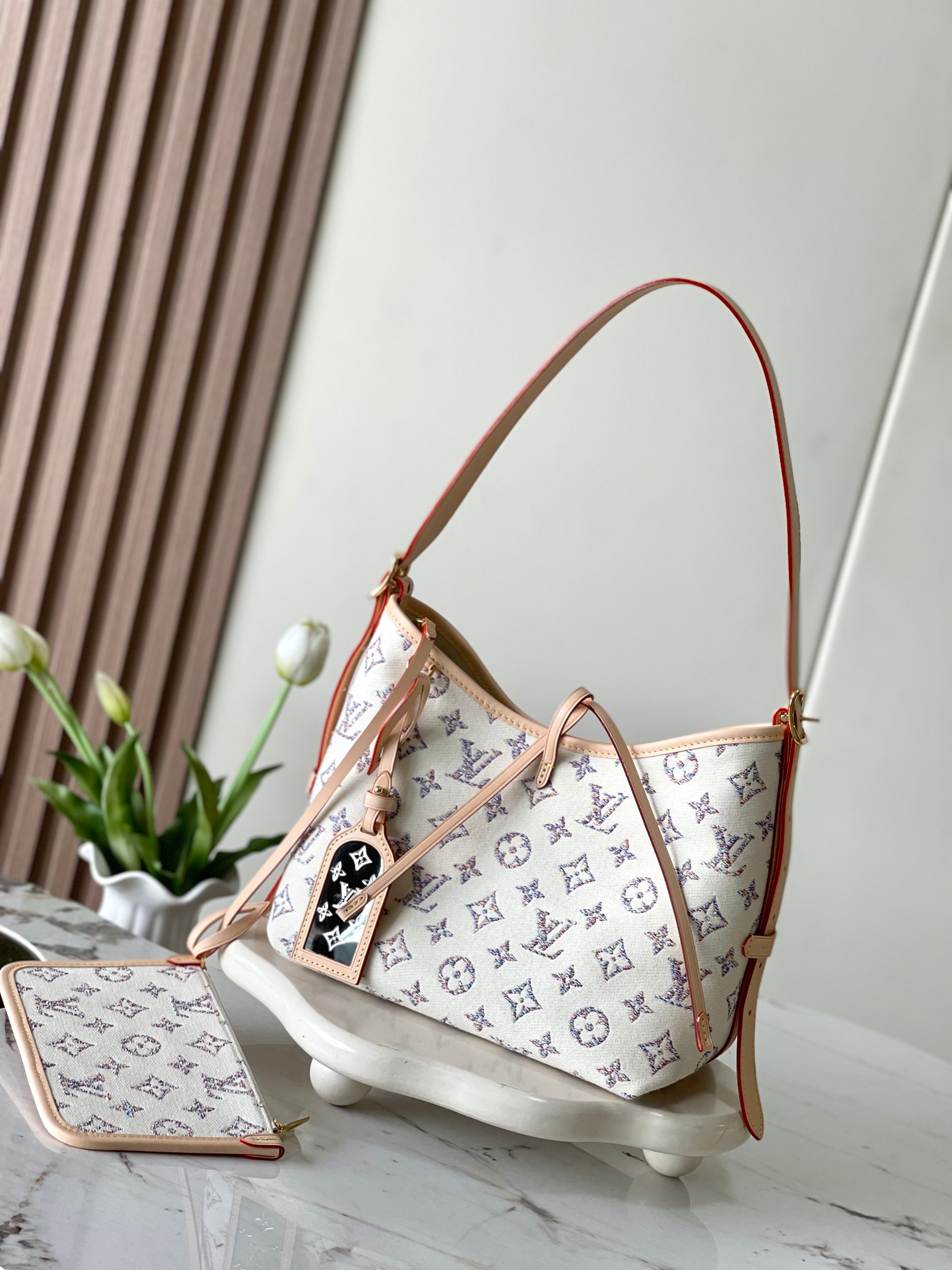 [TOP] Louis Vuitton LV  Carryall  PM Bag 29x24x12cm - White