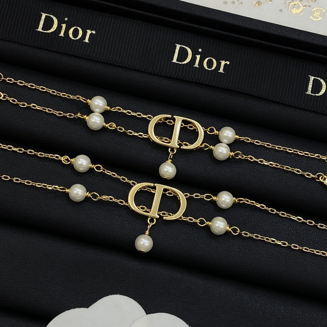 [TOP] Christian Dior Bracelet + Necklace - Gold