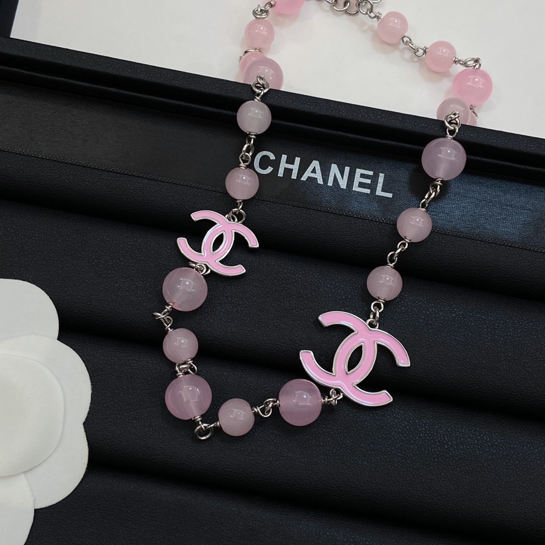 [TOP] CHANEL Pearl Necklace - Pink
