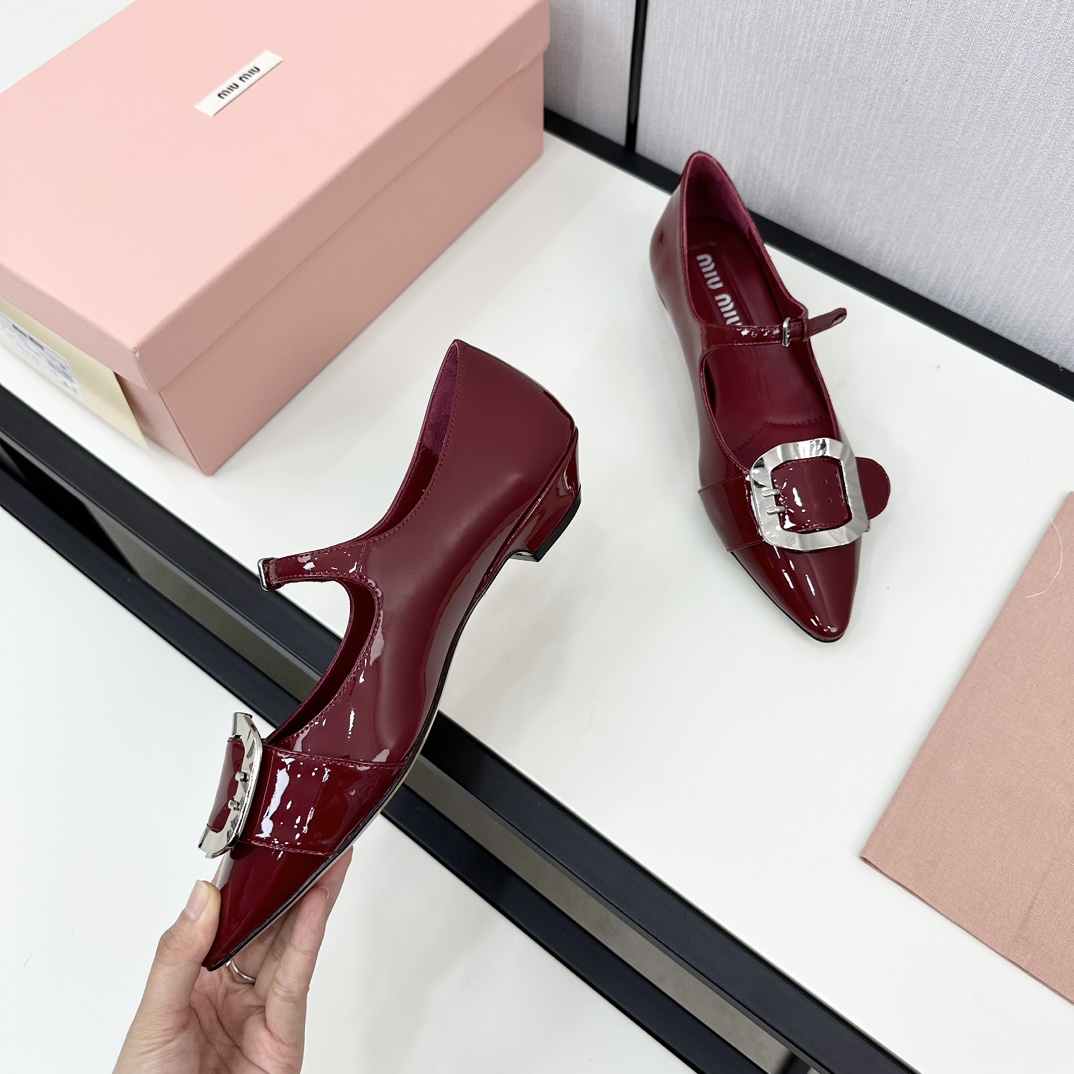 [TOP] Miu Miu Pointed Mary Jane Jianto Flat Shoes - 4 Color