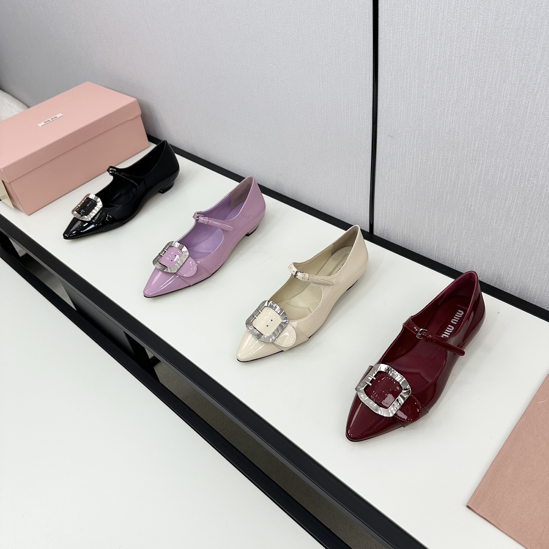 [TOP] Miu Miu Pointed Mary Jane Jianto Flat Shoes - 4 Color