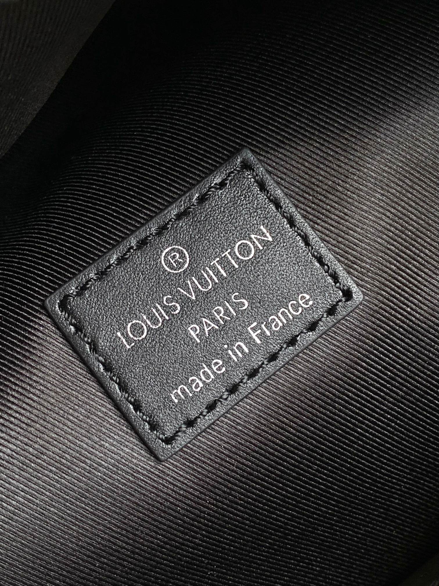 [TOP] Louis Vuitton LV Discovery Backpack PM 38×29×20 cm-Black