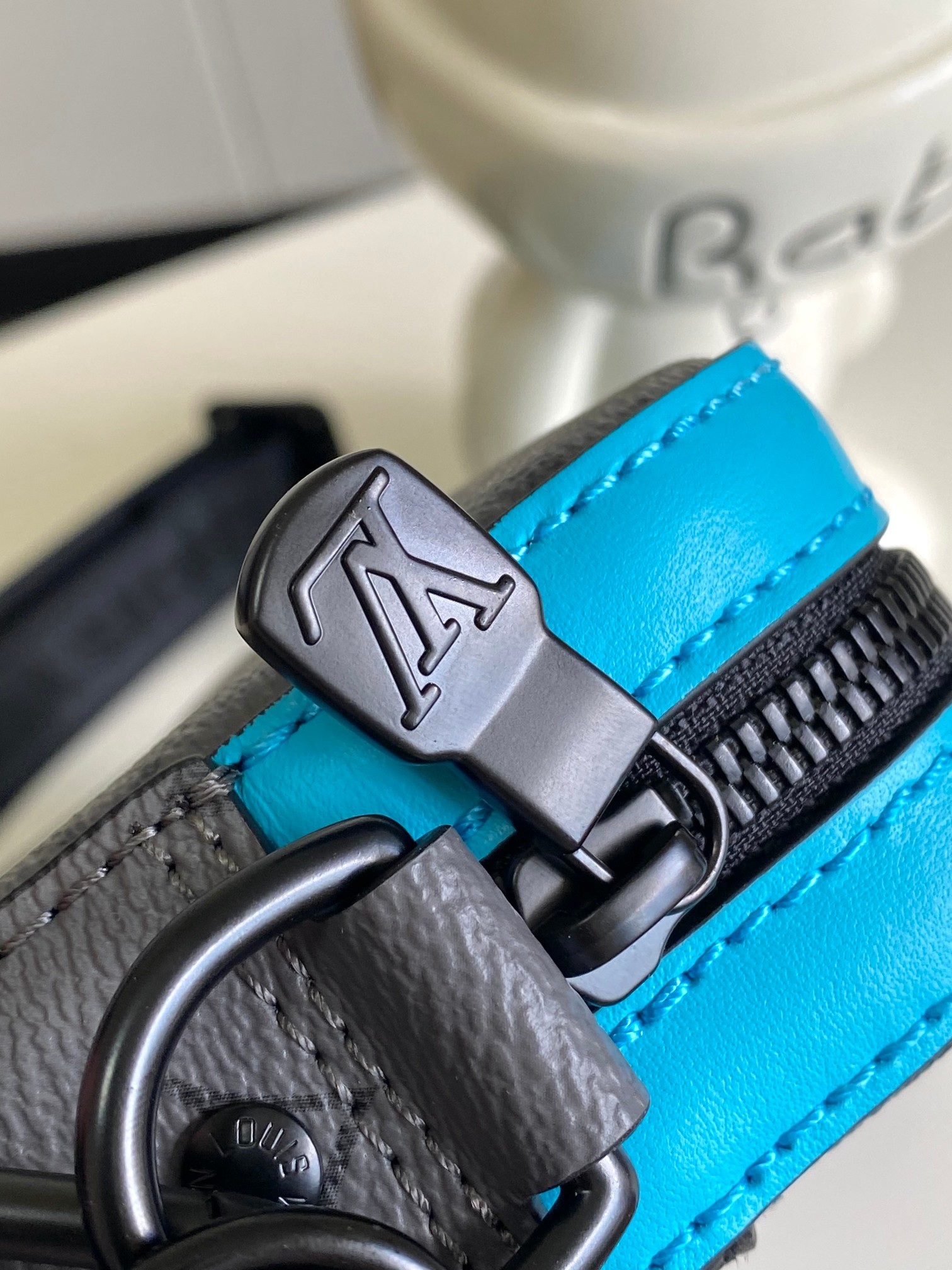 [TOP] Louis Vuitton LV Trio Messenger Bag 25×18.5×7cm - Black