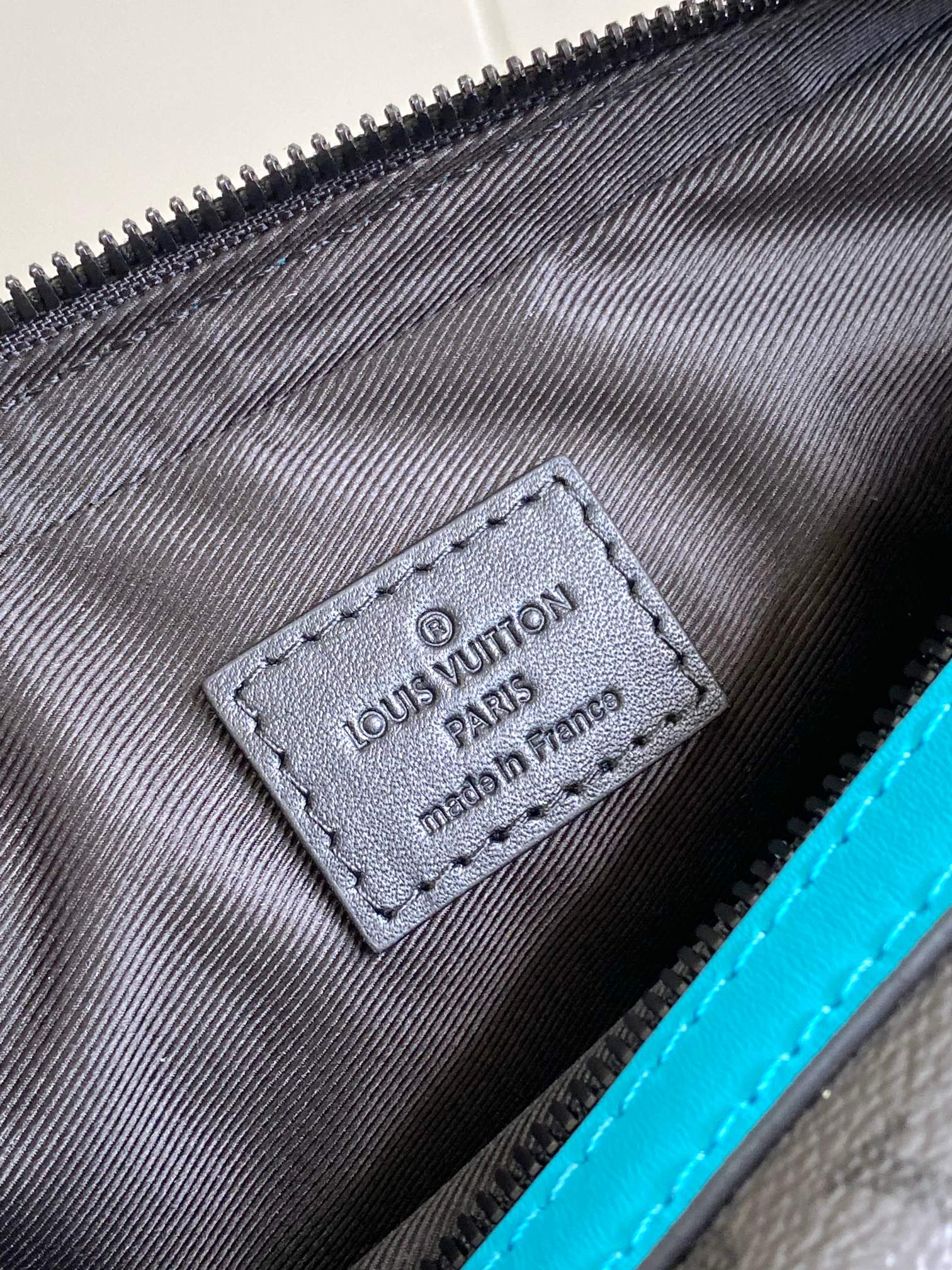 [TOP] Louis Vuitton LV Trio Messenger Bag 25×18.5×7cm - Black