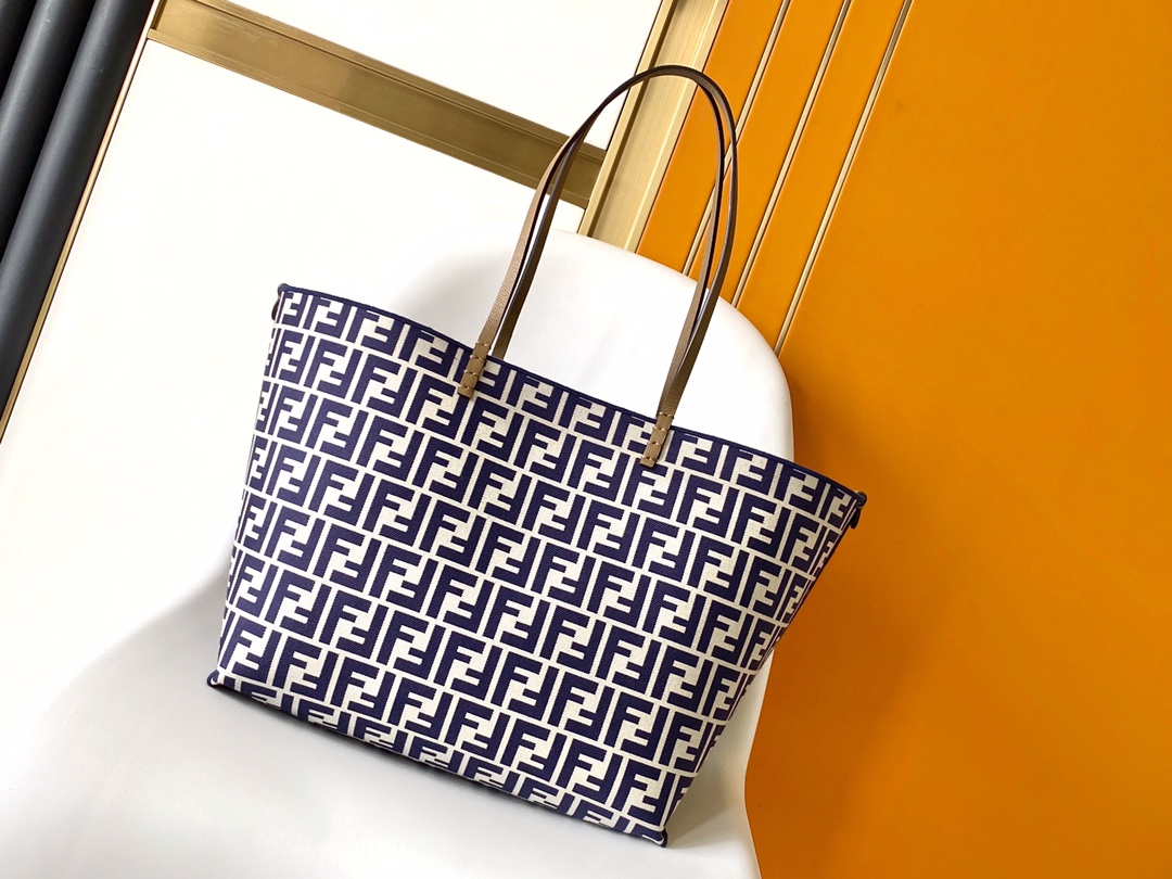 [TOP] FENDI Roll Striped Reversible Tote Bag  - 2 Sizes