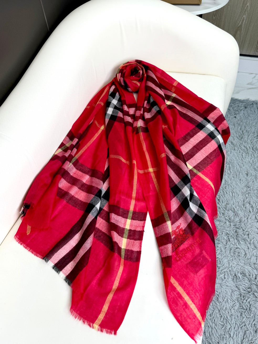 [TOP] BURBERRY Classic Warhorse Check Scarf 110x220 cm - 4 Colors