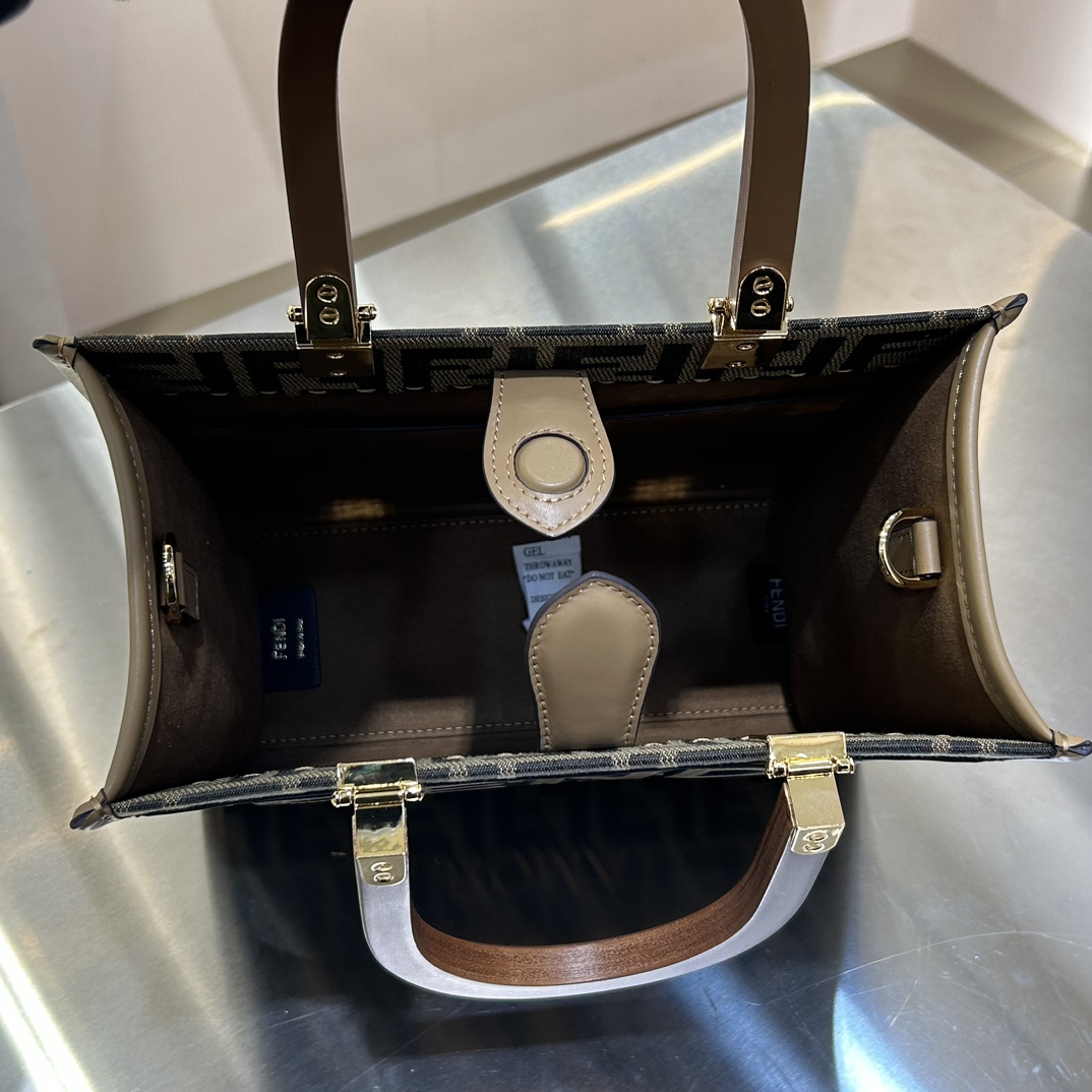 [TOP] FENDI Sunshine Tote Bag Small 22.5×25.5×12cm - Brown