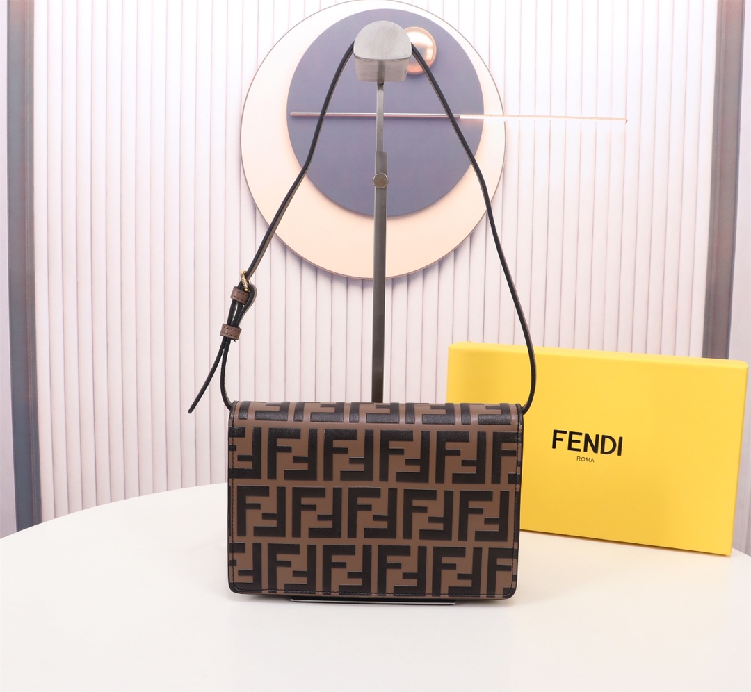 [TOP] FENDI Fend FF Crossbody Bag 13.5 X 5 X 21 CM - Brown