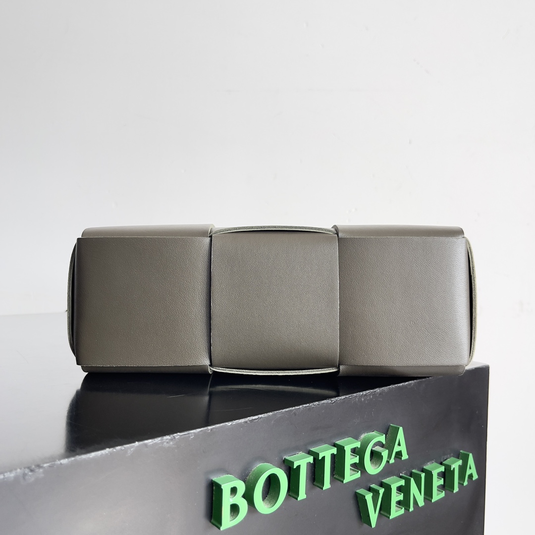 [TOP] Bottega Veneta BV Arco Tote Bag 25x16x8cm - Dark Khaki