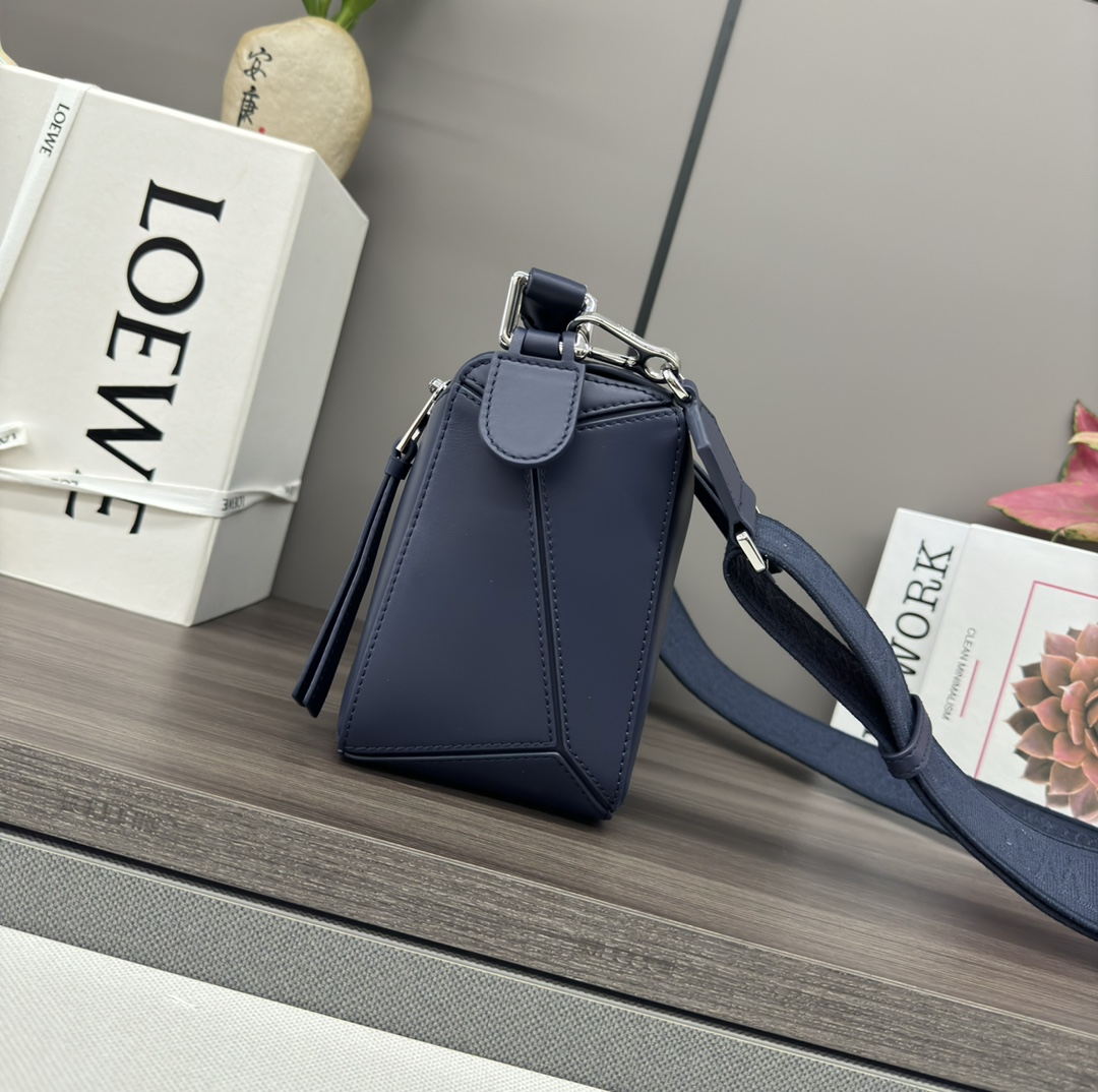 [TOP] LOEWE Puzzle Bag Anagram 24*16.5*10.5cm - Navy Blue