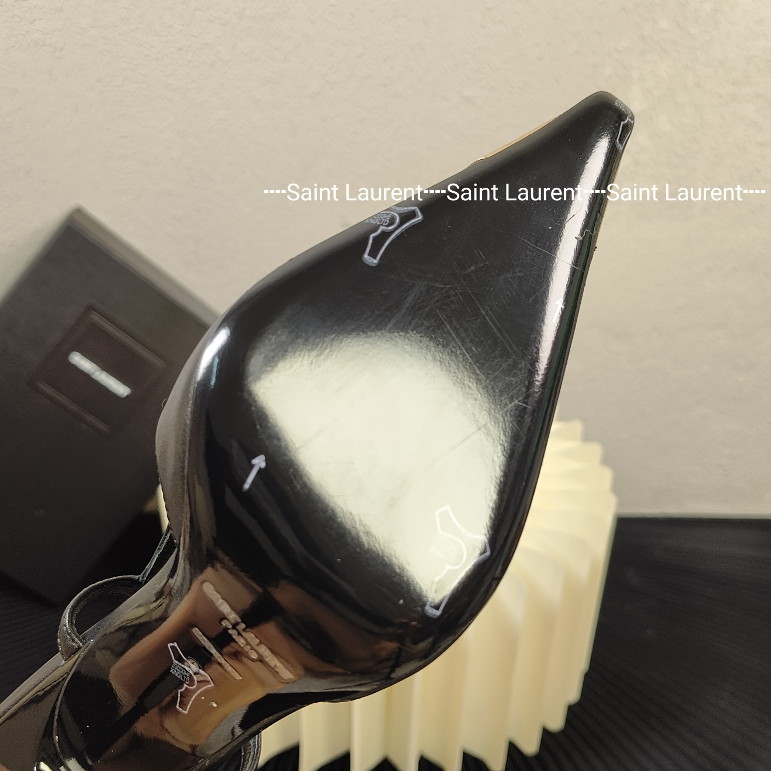 [TOP] Yves Saint Laurent YSL 10cm High Heel Pumps - Black