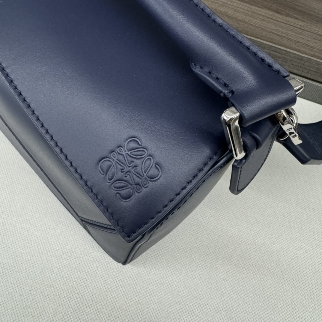[TOP] LOEWE Puzzle Bag Anagram 24*16.5*10.5cm - Navy Blue