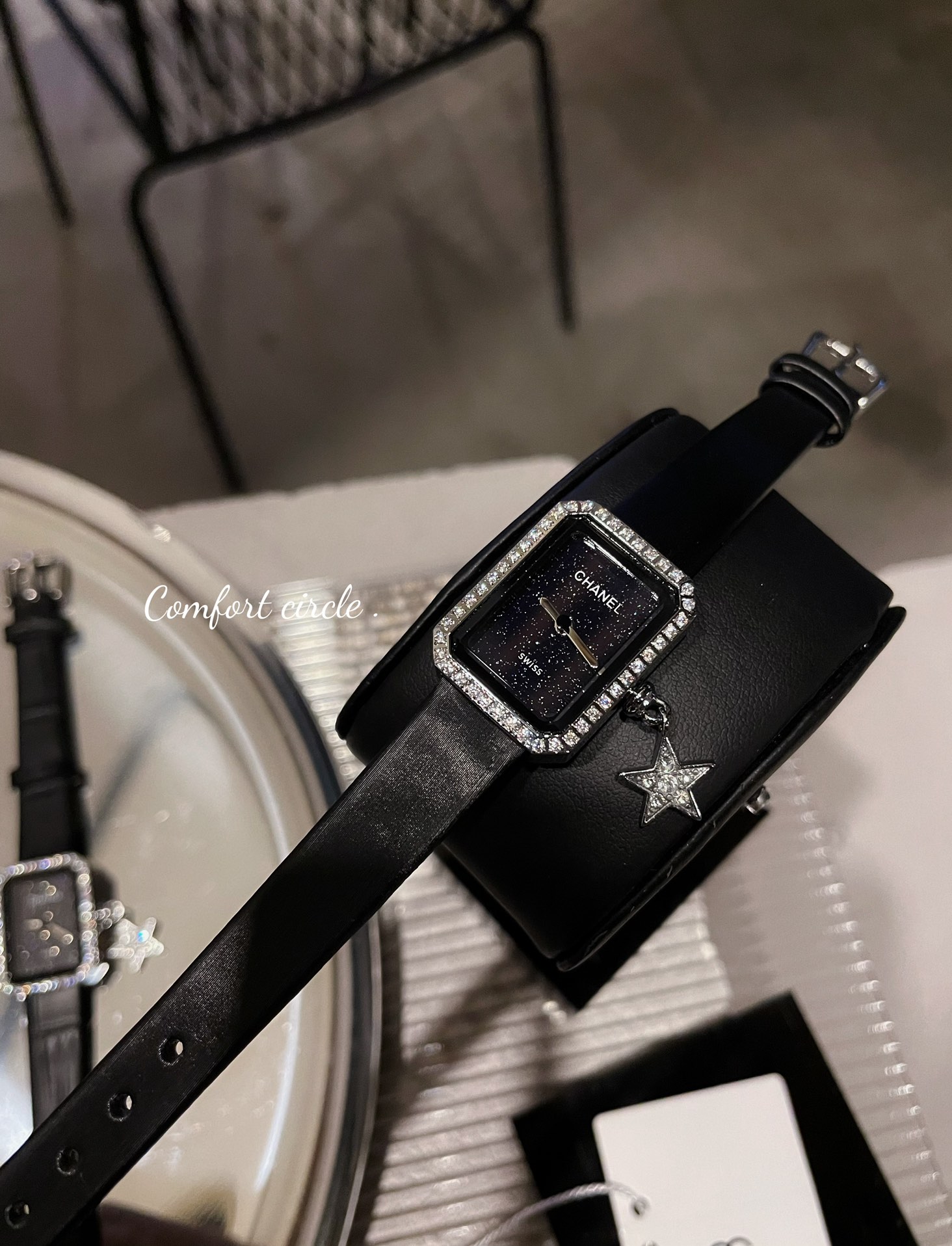 [TOP] CHANEL Premiere Lucky Star Watch 26×20 mm - Black