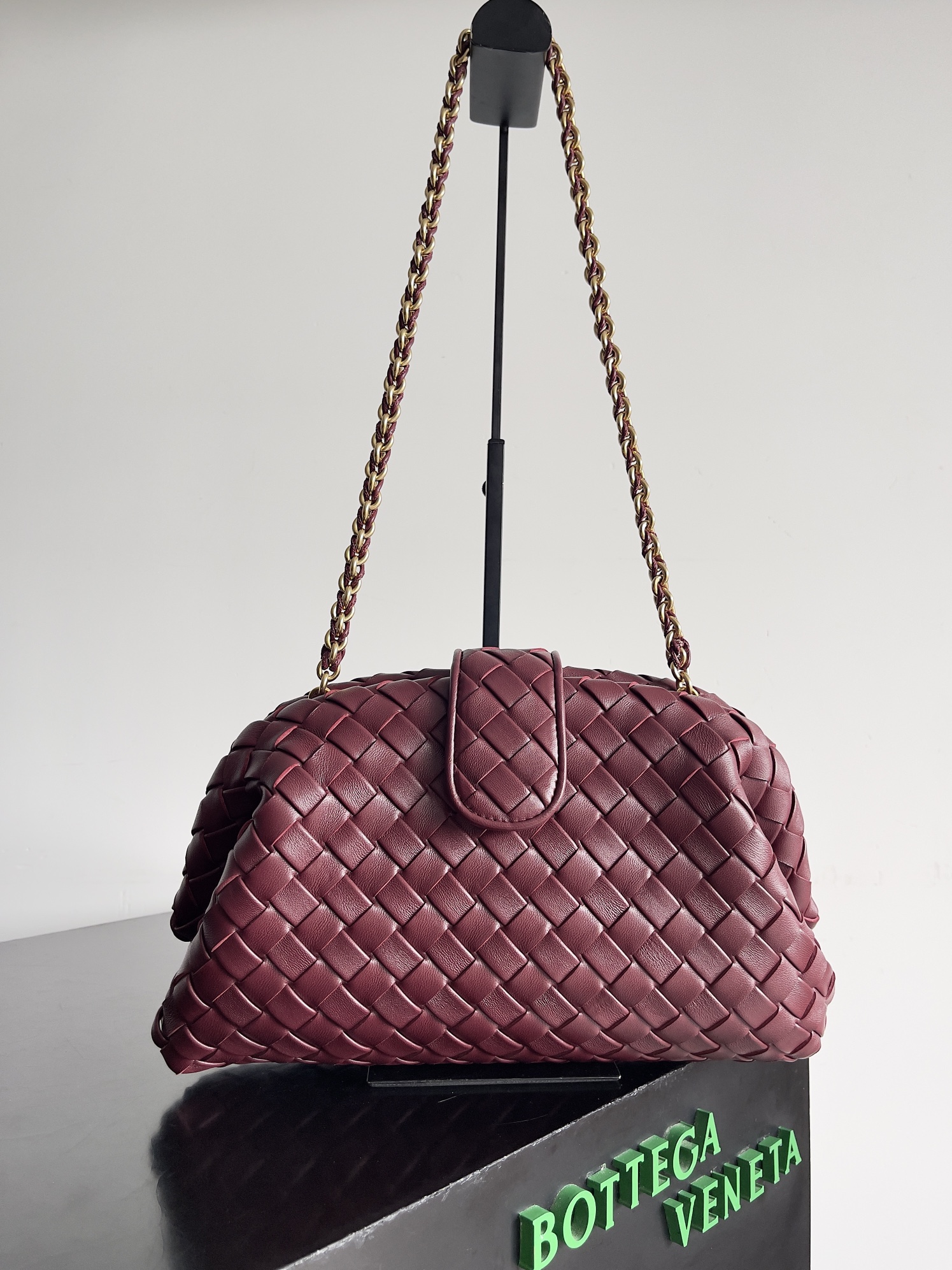 [TOP] Bottega Veneta BV Lauren 1980 Padded Intrecciato Leather Clutch Bag 31.5*16.5*11cm - 5 Color