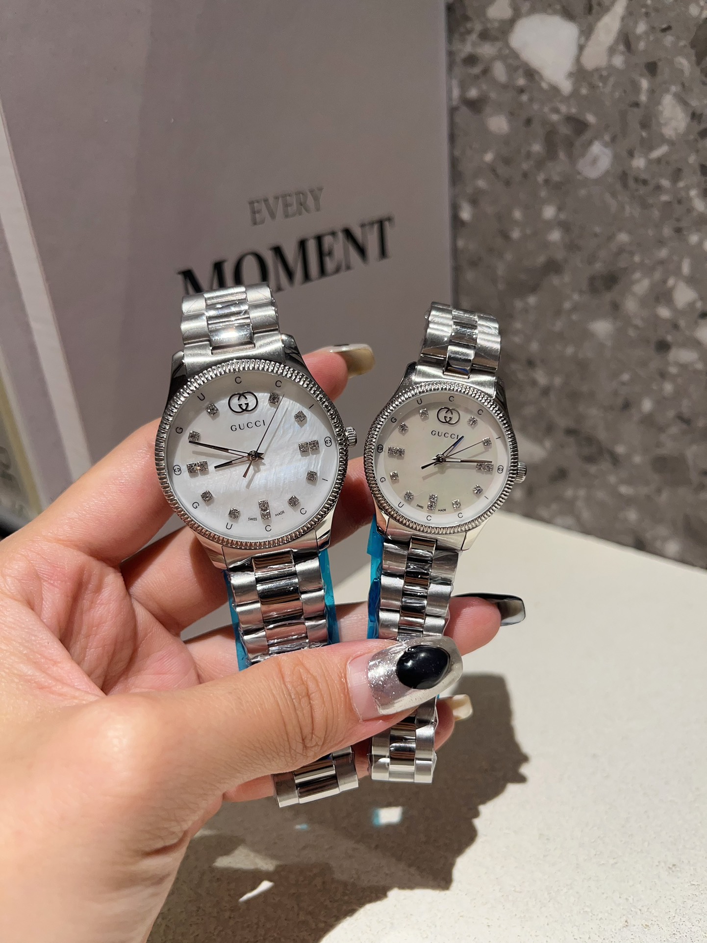 [TOP] Gucci Watch 2 Sizes - 2 Colors