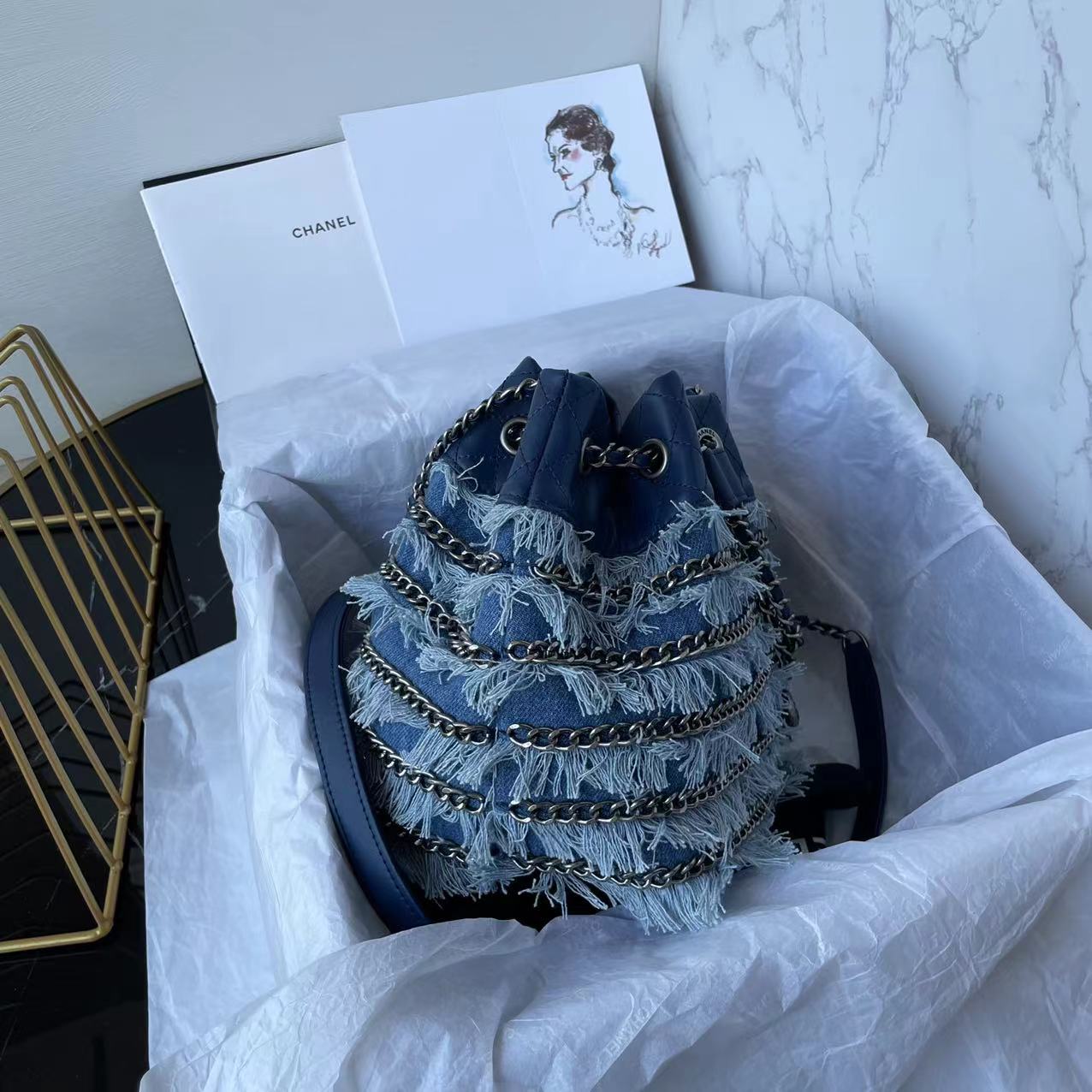 [TOP] CHANEL Denim CC Fringe Drawstring Bucket Bag 20cm - Blue& SHW