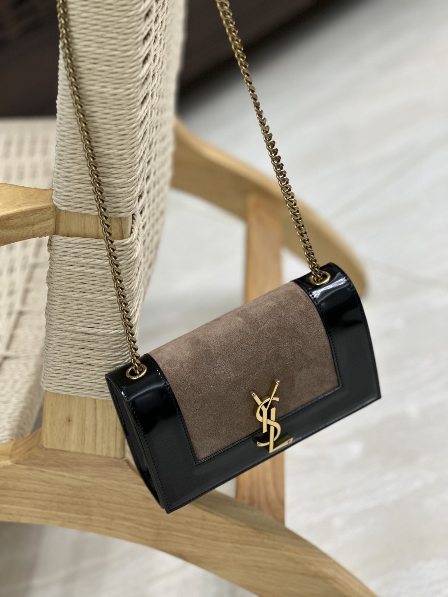 [TOP] Yves Saint Laurent YSL Kate Bag 20x13.5x6cm - Black and Brown