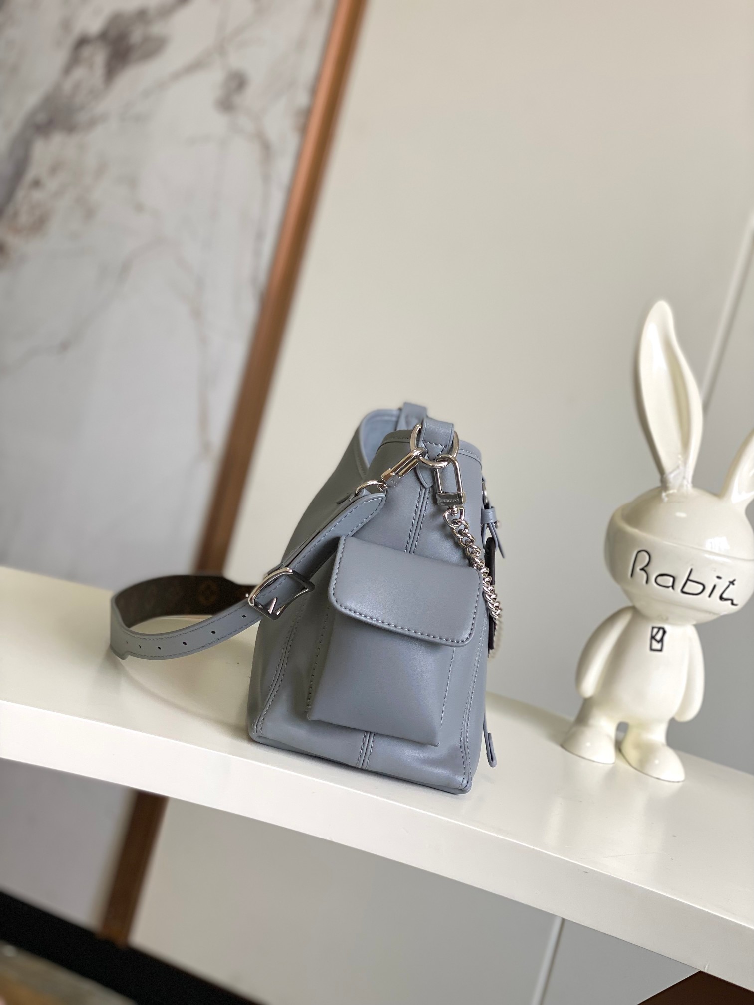 [TOP] Louis Vuitton LV CarryAll Cargo PM Bag 33.5 x 23 x 15 cm -Grey