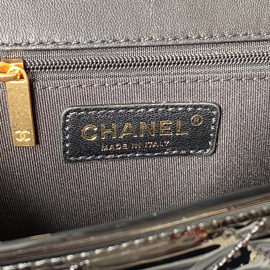 [TOP] CHANEL Patent Quilted Large School Memory Top Handle Flap 31.5×31×9 cm - Black