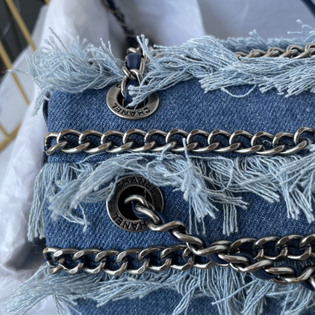 [TOP] CHANEL Denim Flab Bag Lambskin 25cm - Blue& SHW