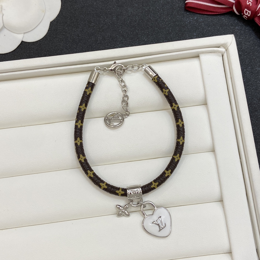 [TOP] Louis Vuitton LV Bracelet - 4 Colour