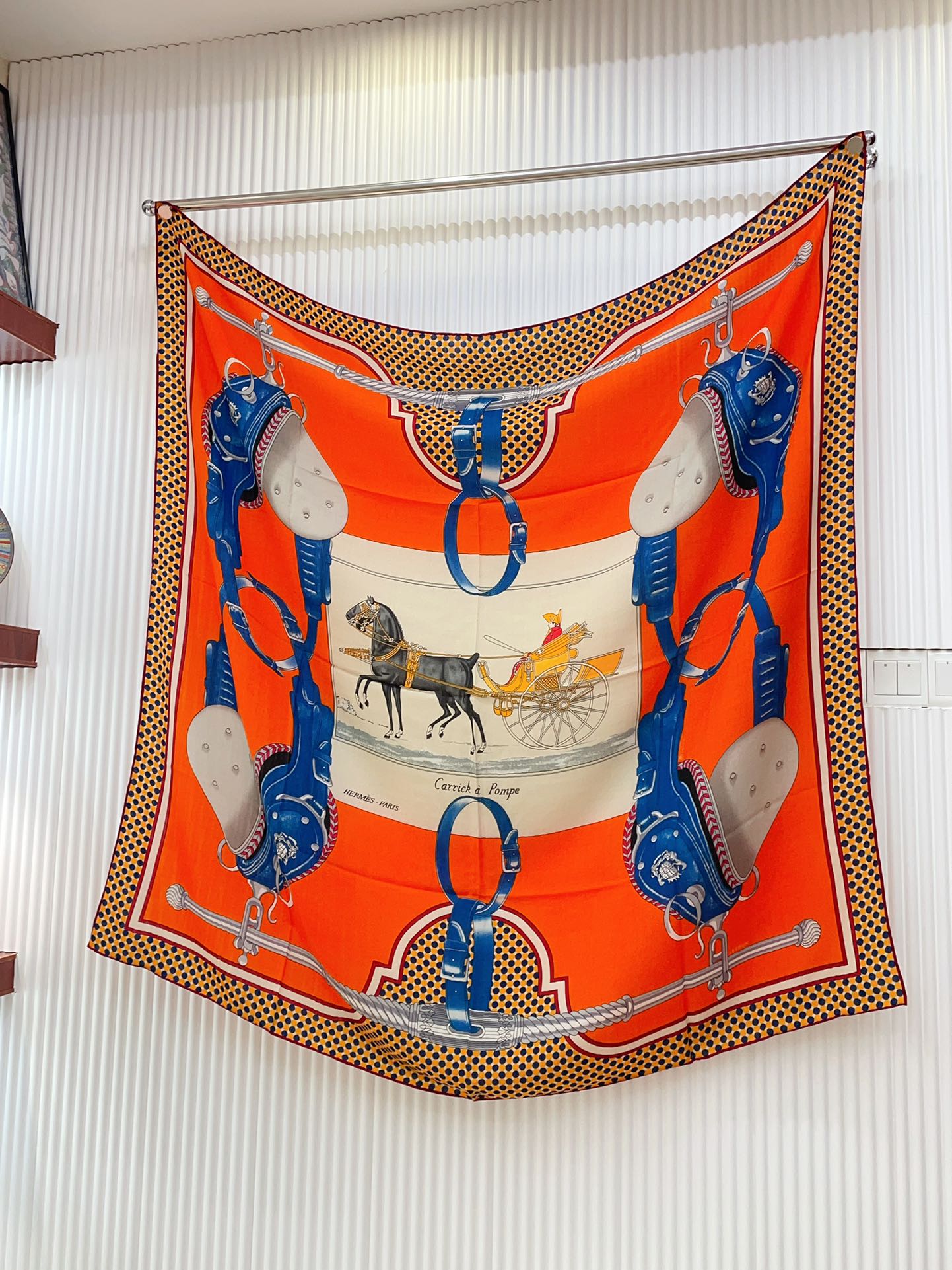 [TOP] HERMES Cashmere Square Scarf 140 x 140 cm - 2 Colours