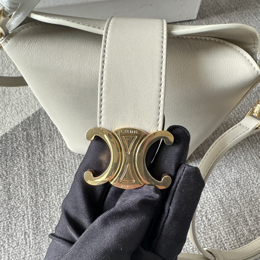 [TOP] CELINE Bucket Bag Mini 13.5×12.5×5cm - White