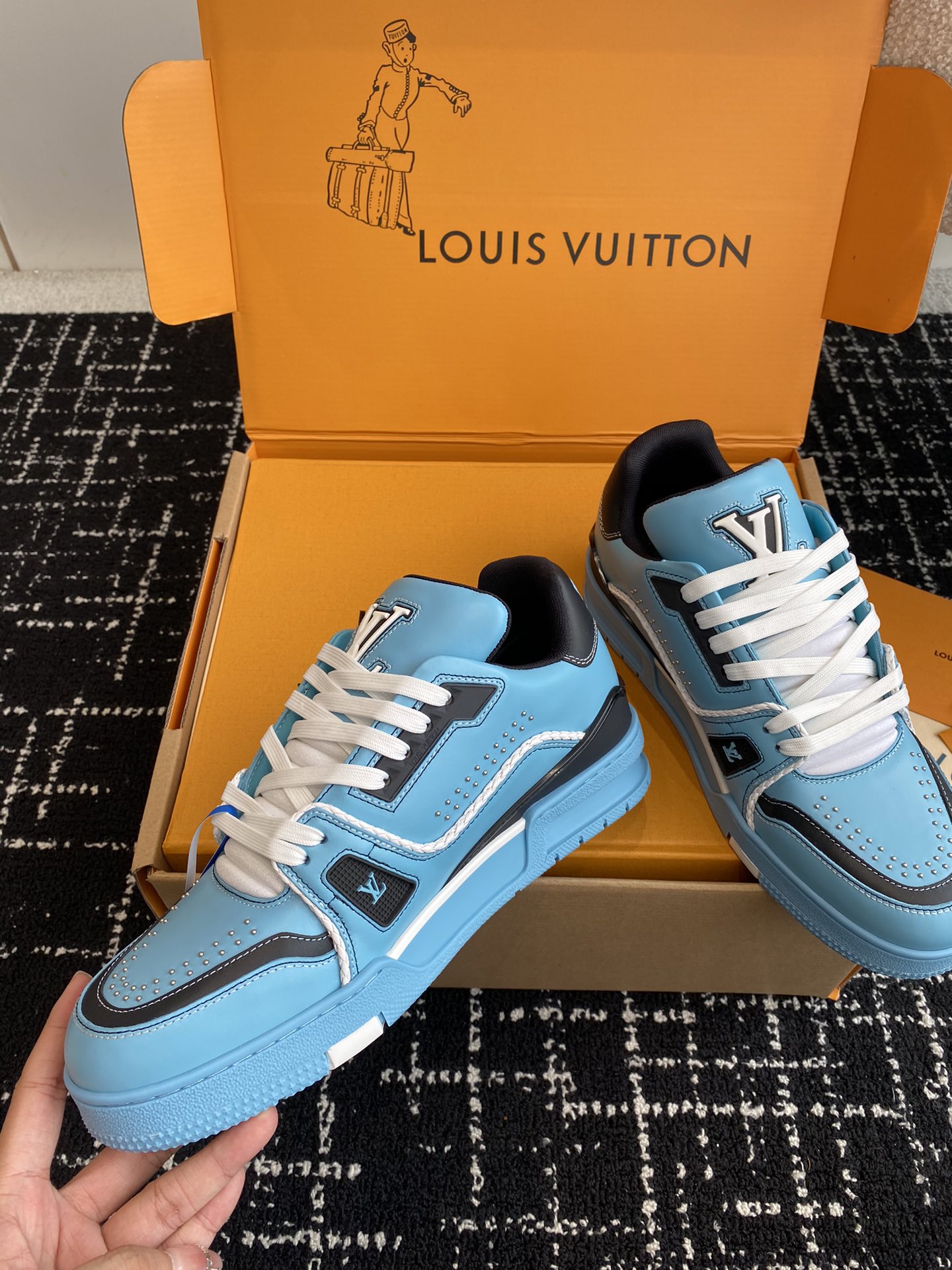 [TOP] Louis Vuitton LV Men's Cowhide Trainer Shoes -Blue