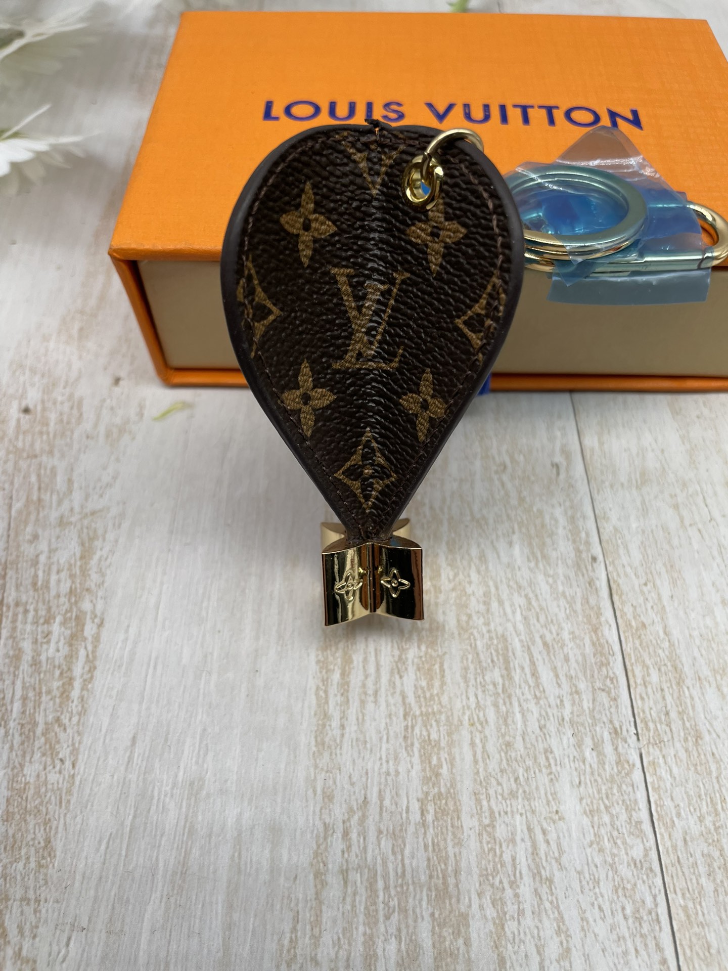 [TOP] Louis Vuitton LV Hot Air Balloon Key Chain
