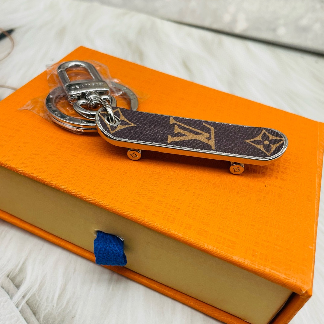 [TOP] Louis Vuitton LV Scooter Key Chain