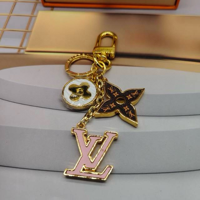 [TOP] Louis Vuitton LV  Key Chain-Gold