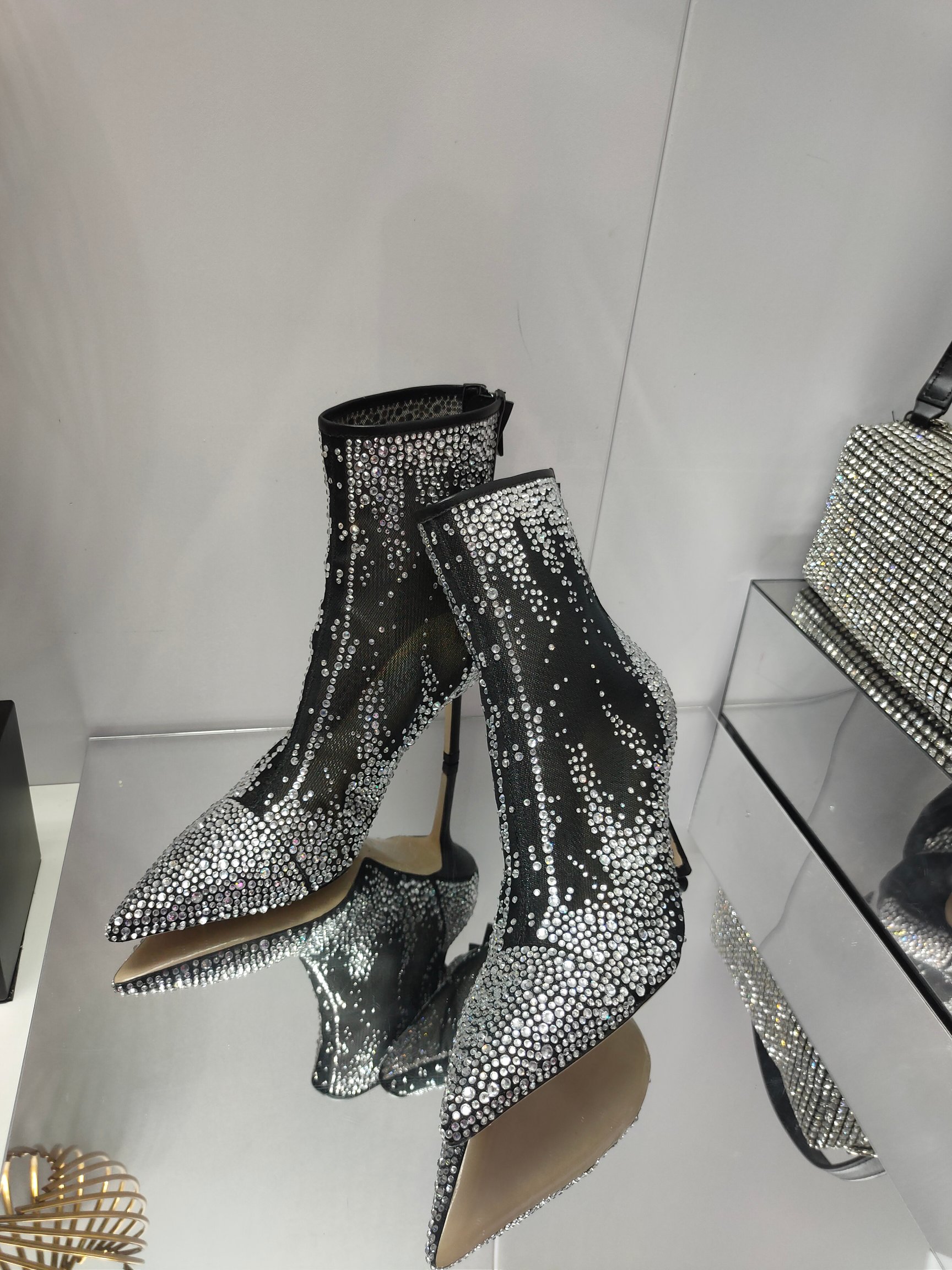 [TOP] Jimmy Choo LOVE Pointed High Heel Pumps with Sparkling Diamond Crystals - 2 Color