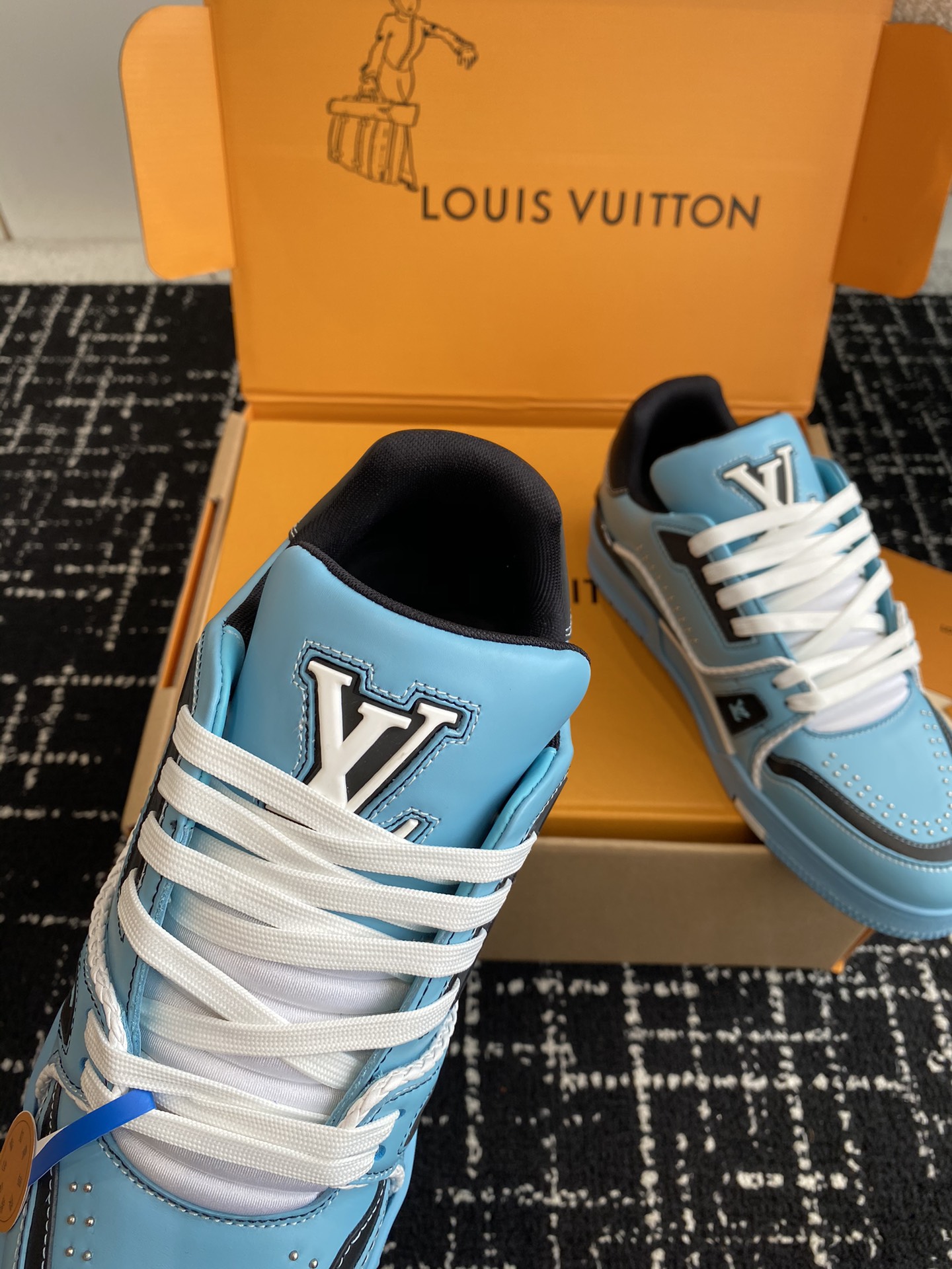 [TOP] Louis Vuitton LV Men's Cowhide Trainer Shoes -Blue