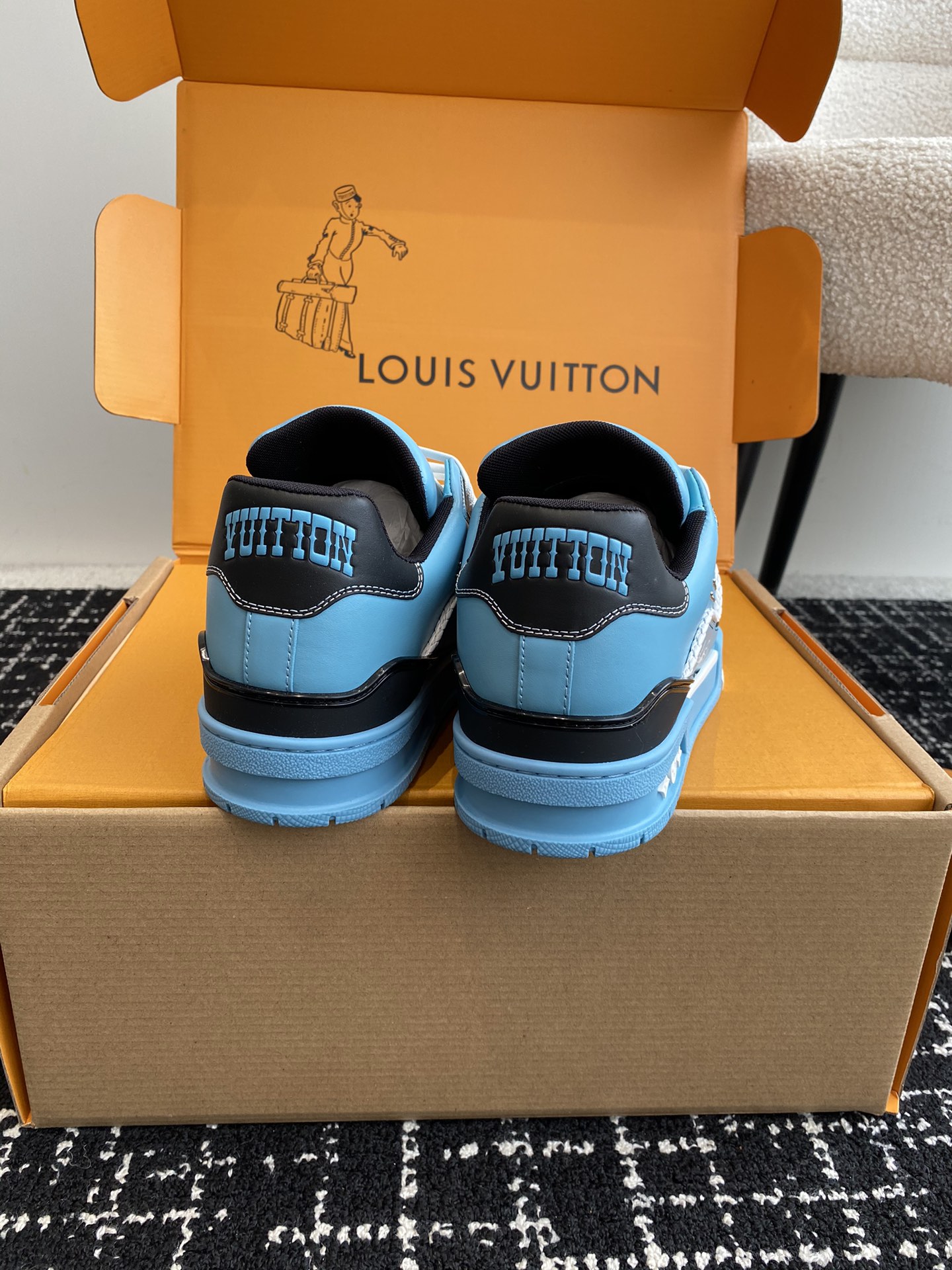 [TOP] Louis Vuitton LV Men's Cowhide Trainer Shoes -Blue