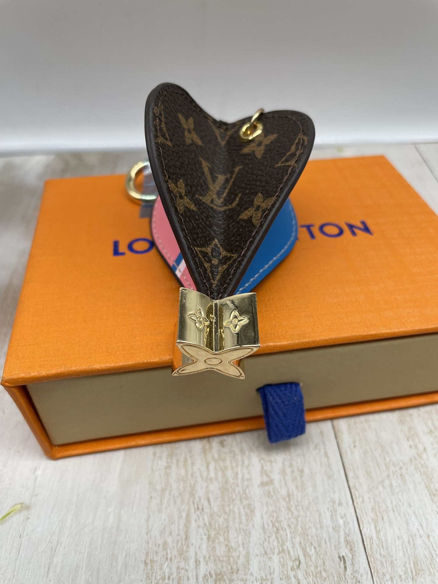 [TOP] Louis Vuitton LV Hot Air Balloon Key Chain