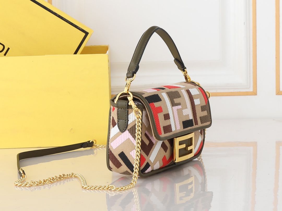[TOP] FENDI Baguette FF Bag  19×4×11CM -Olive Green