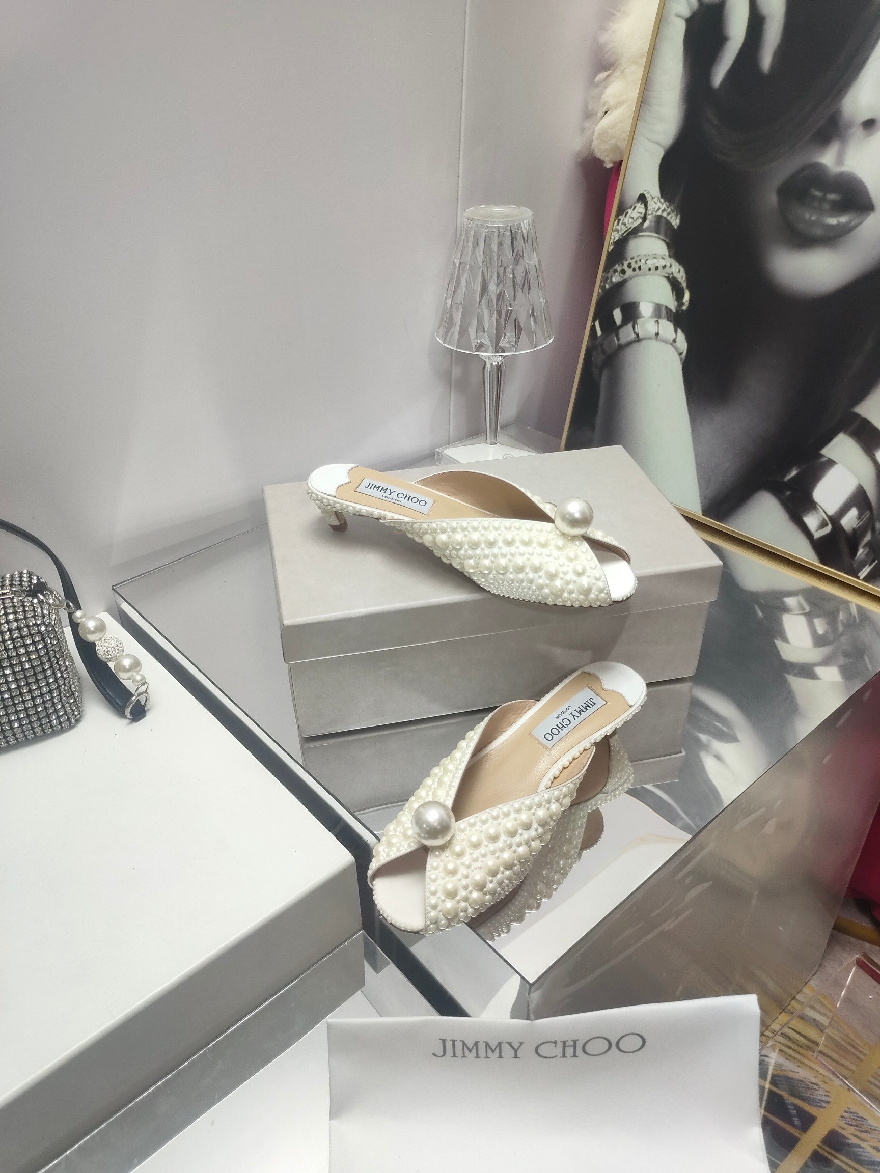 [TOP] Jimmy Choo Silk Pearls Low Heel Slippers - White