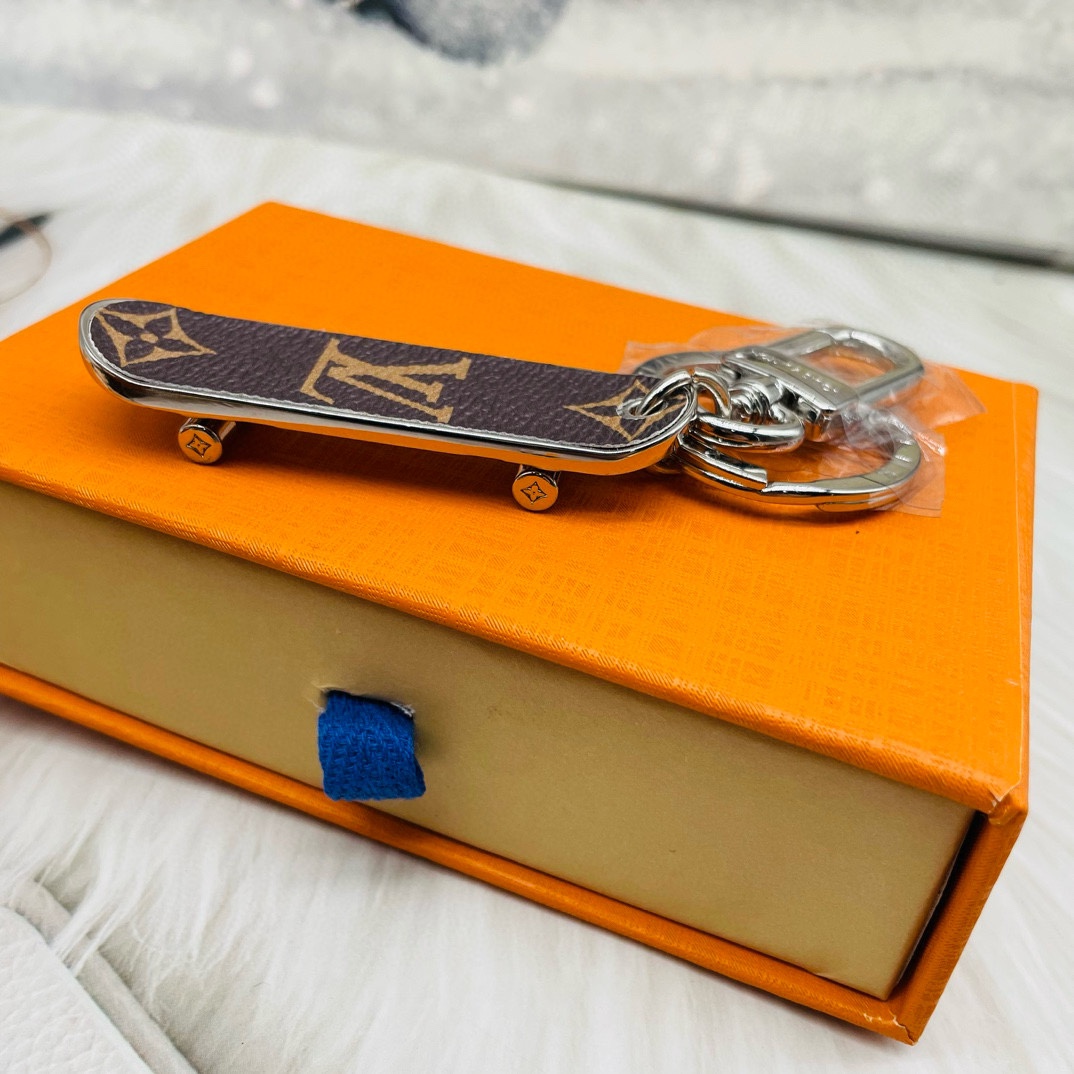 [TOP] Louis Vuitton LV Scooter Key Chain