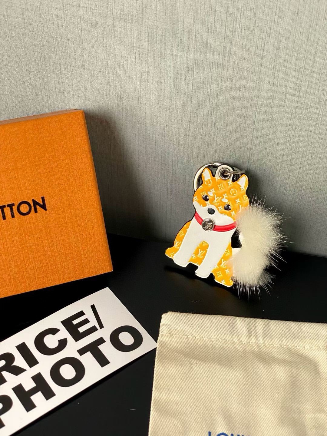 [TOP] Louis Vuitton LV Shiba Inu Key Chain