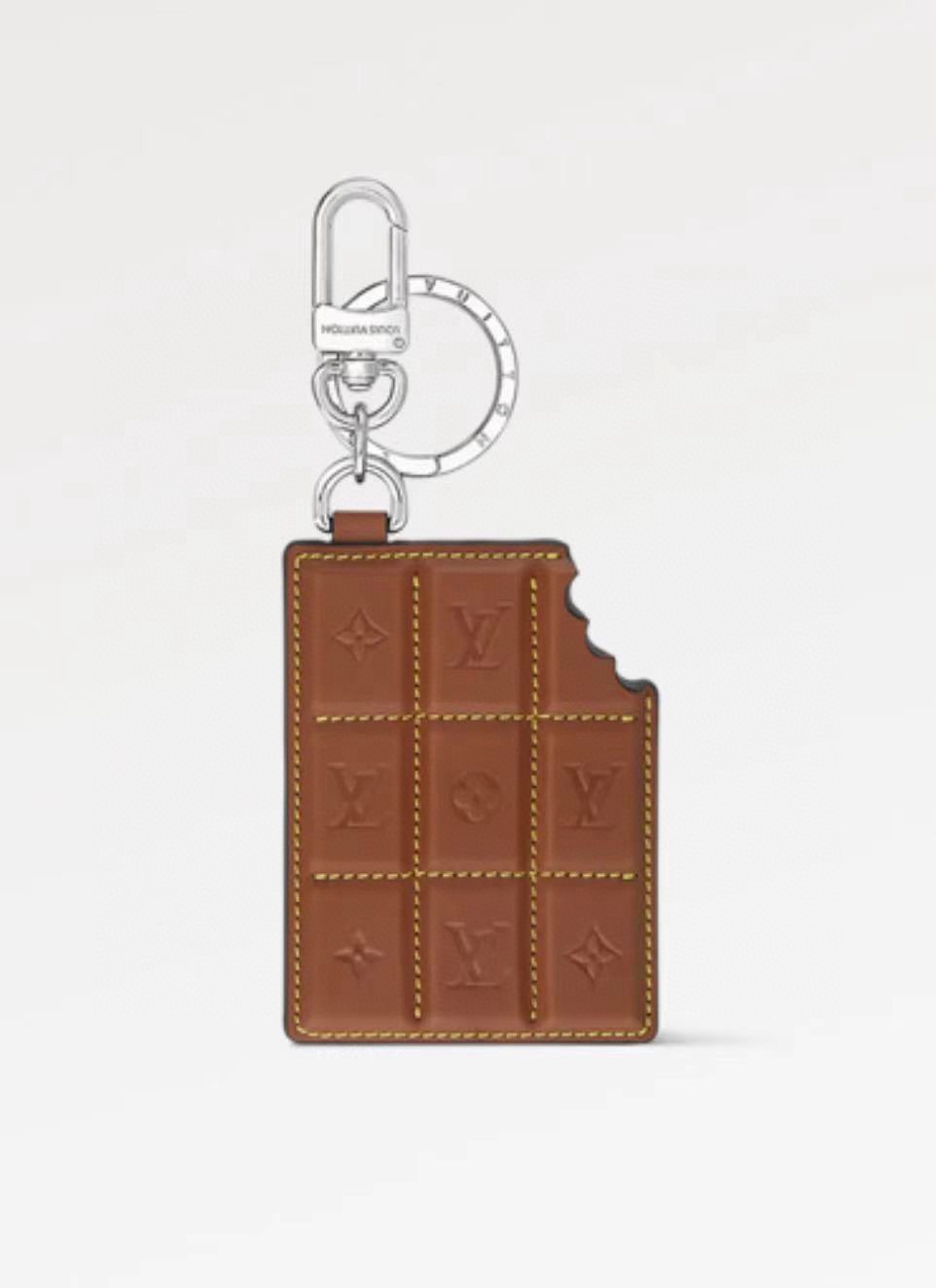 [TOP] Louis Vuitton LV Chocolate Key Chain