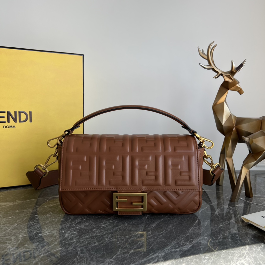 [TOP] FENDI Baguette FF Sheepskin Bag 26x13x6 cm-Brown