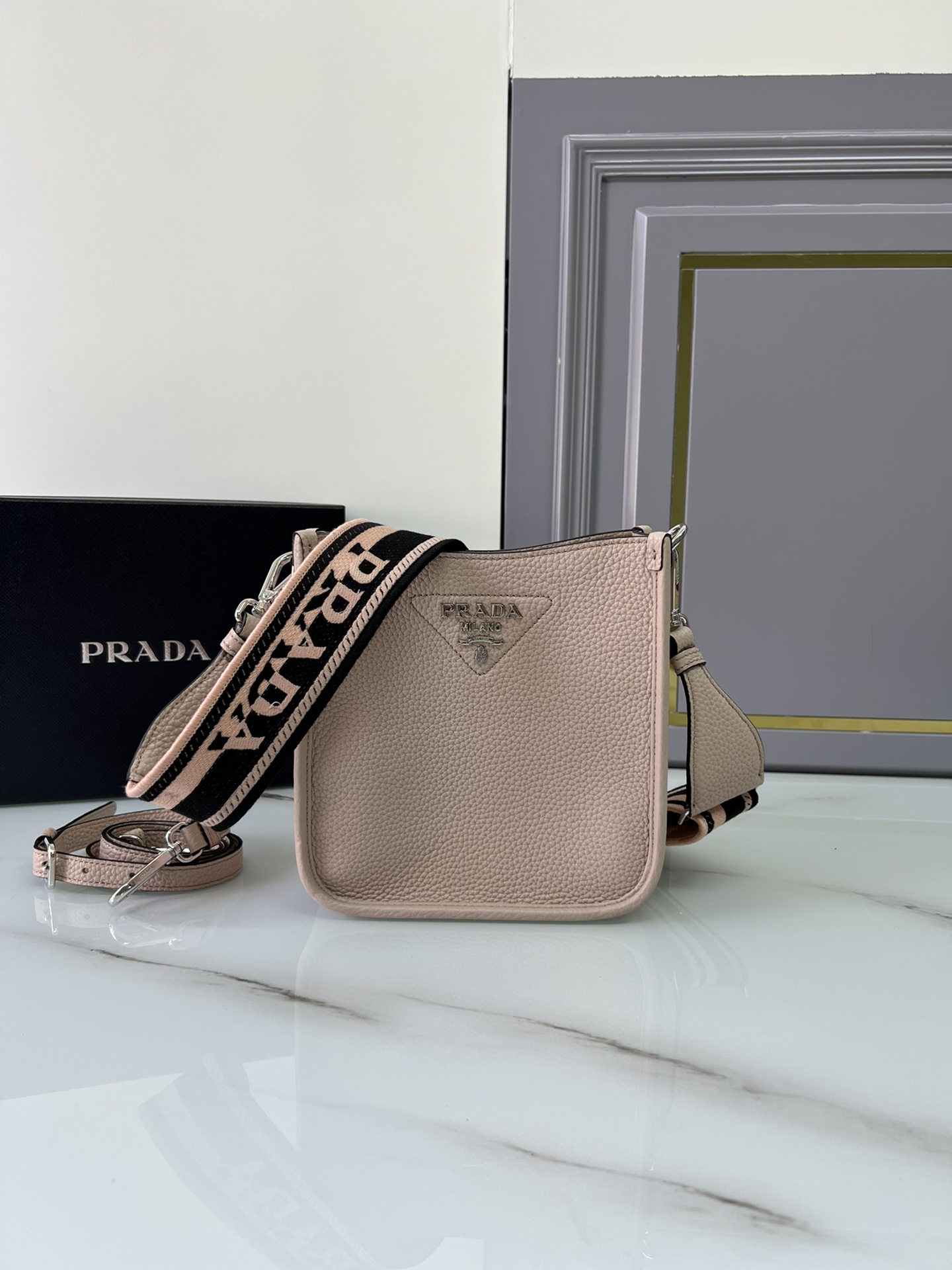 [Top] PRADA Leather Mini Shoulder Bag 19x20x6cm - 5 Colour