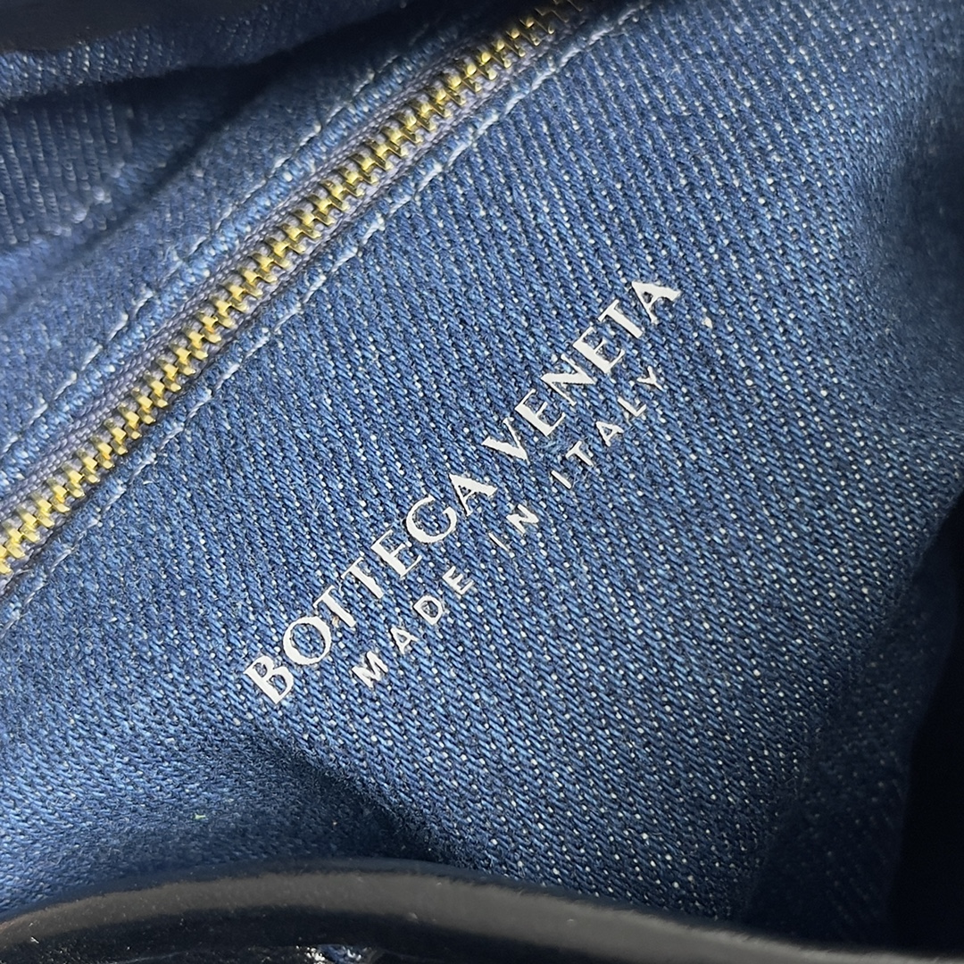 [TOP] Bottega Veneta BV Denim & Leather Hop Bag 41x20.5x7.5cm/54x24x13cm - Blue & Black