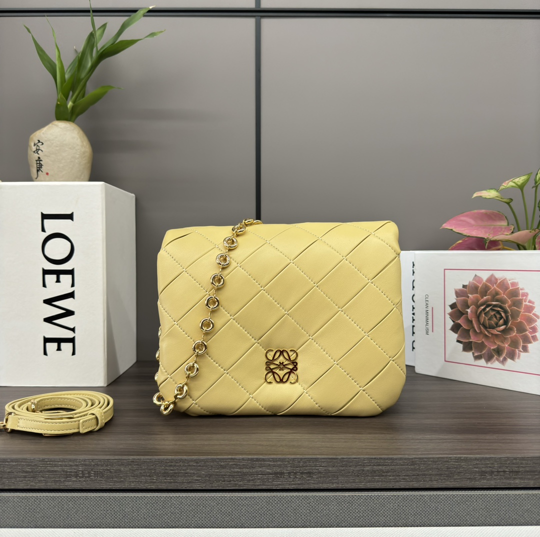 [TOP] LOEWE Goya Bags Glossy purpleheepskin 23*9*17cm - 5 Colour