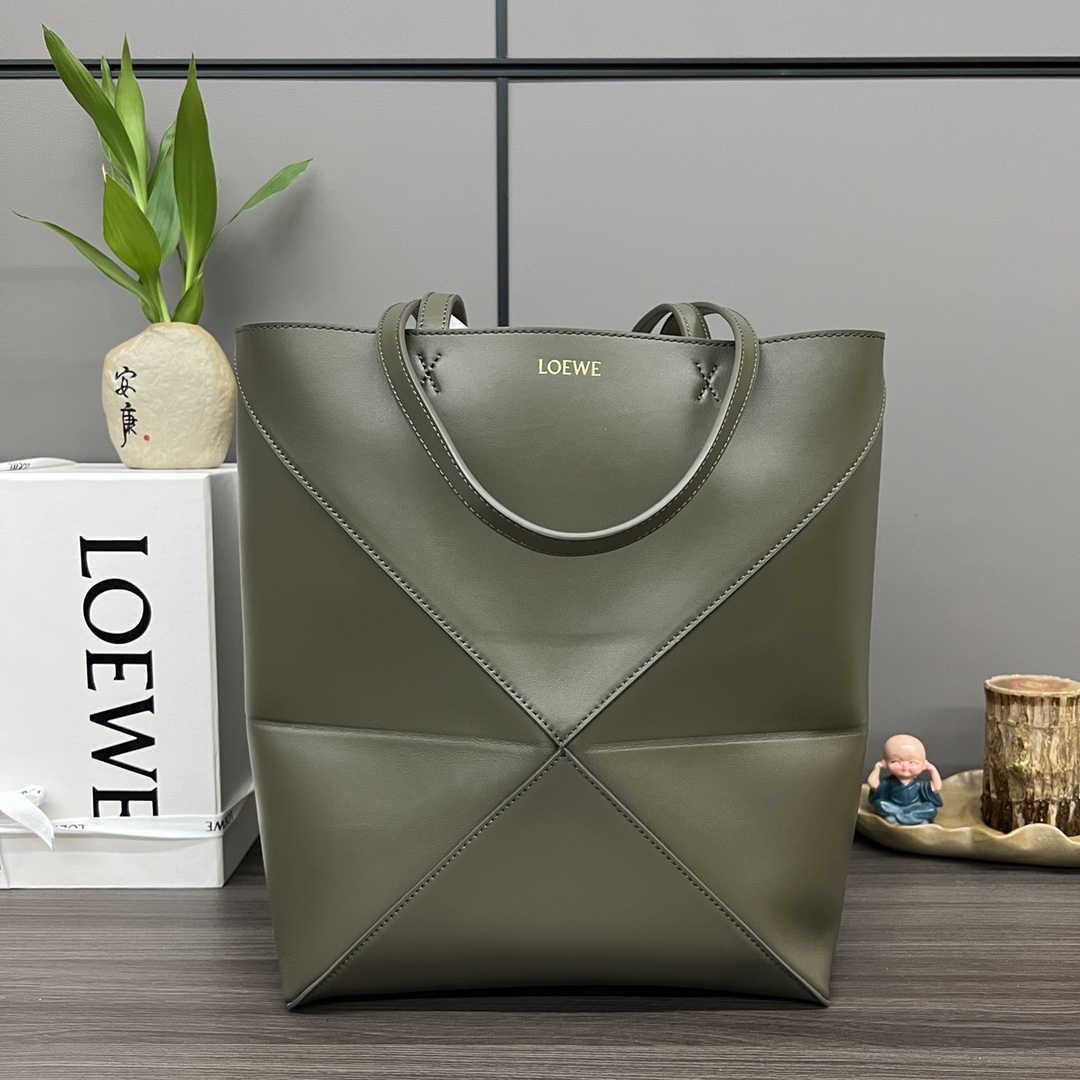 [TOP] LOEWE Puzzle Fold Bag Glossy Cow Leather 25.5*14.5*31.5CＭ - 11 Colour