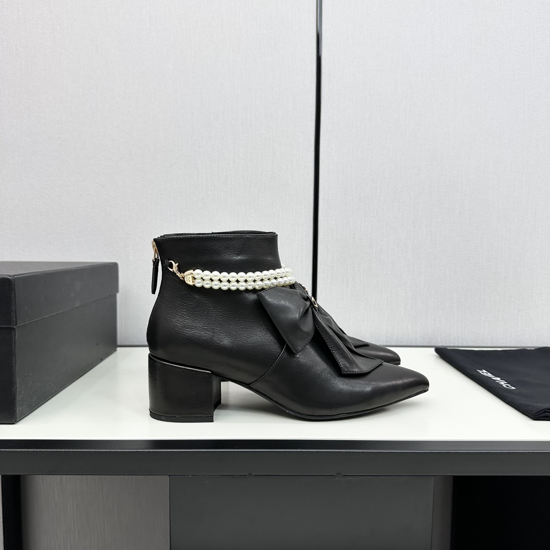 [TOP] CHANEL Mid Boots with Big Bow & Pearl - 3 Color