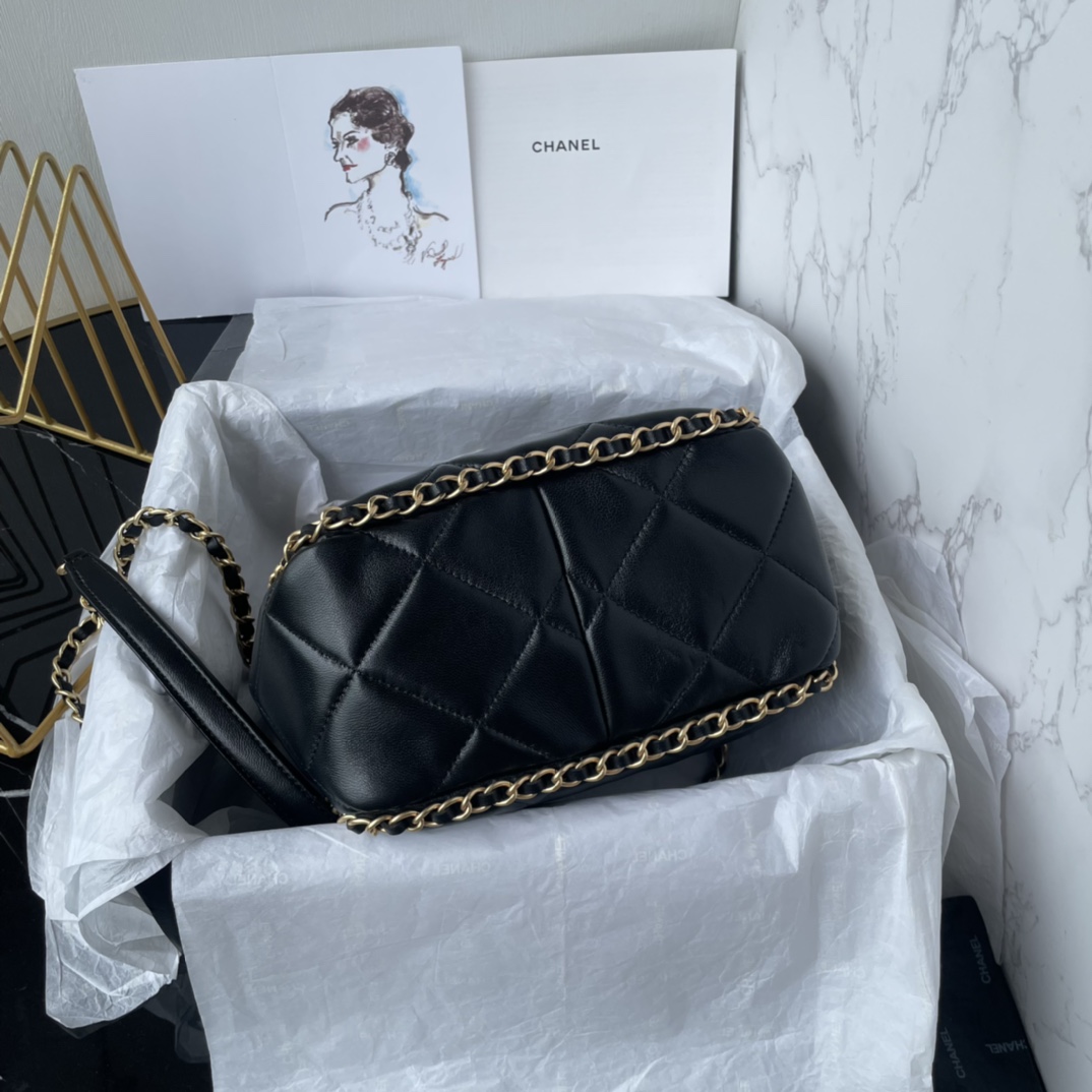 [TOP] CHANEL Lambskin Quilted CC Dweller Drawstring Bucket Bag  17.5×18×12cm - Black