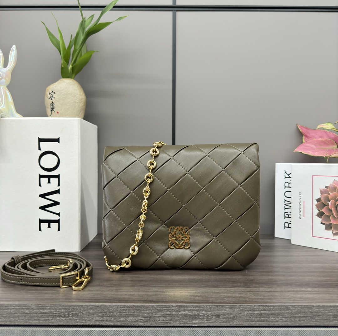 [TOP] LOEWE Goya Bags Glossy purpleheepskin 23*9*17cm - 5 Colour