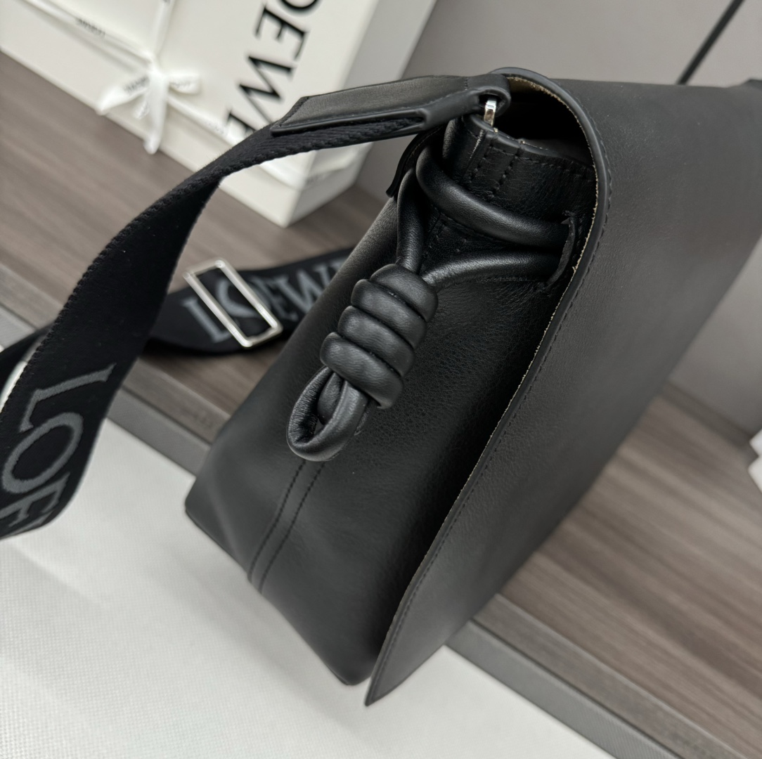 [TOP] LOEWE Bright-Faced Cow Leather Messenger Bag 34*12*24CM - 3 Colour